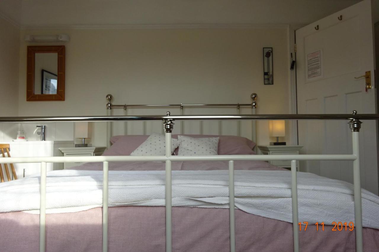 Westley B&B Uplyme Exteriör bild