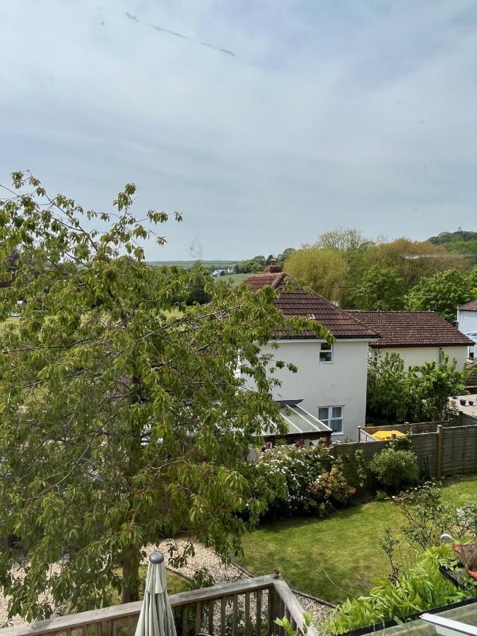 Westley B&B Uplyme Exteriör bild