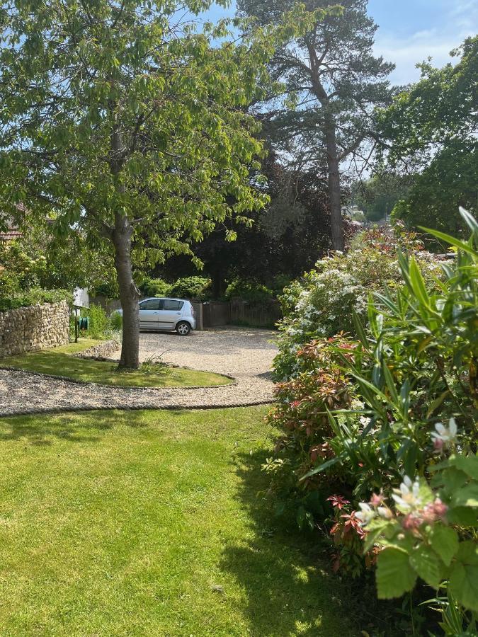 Westley B&B Uplyme Exteriör bild